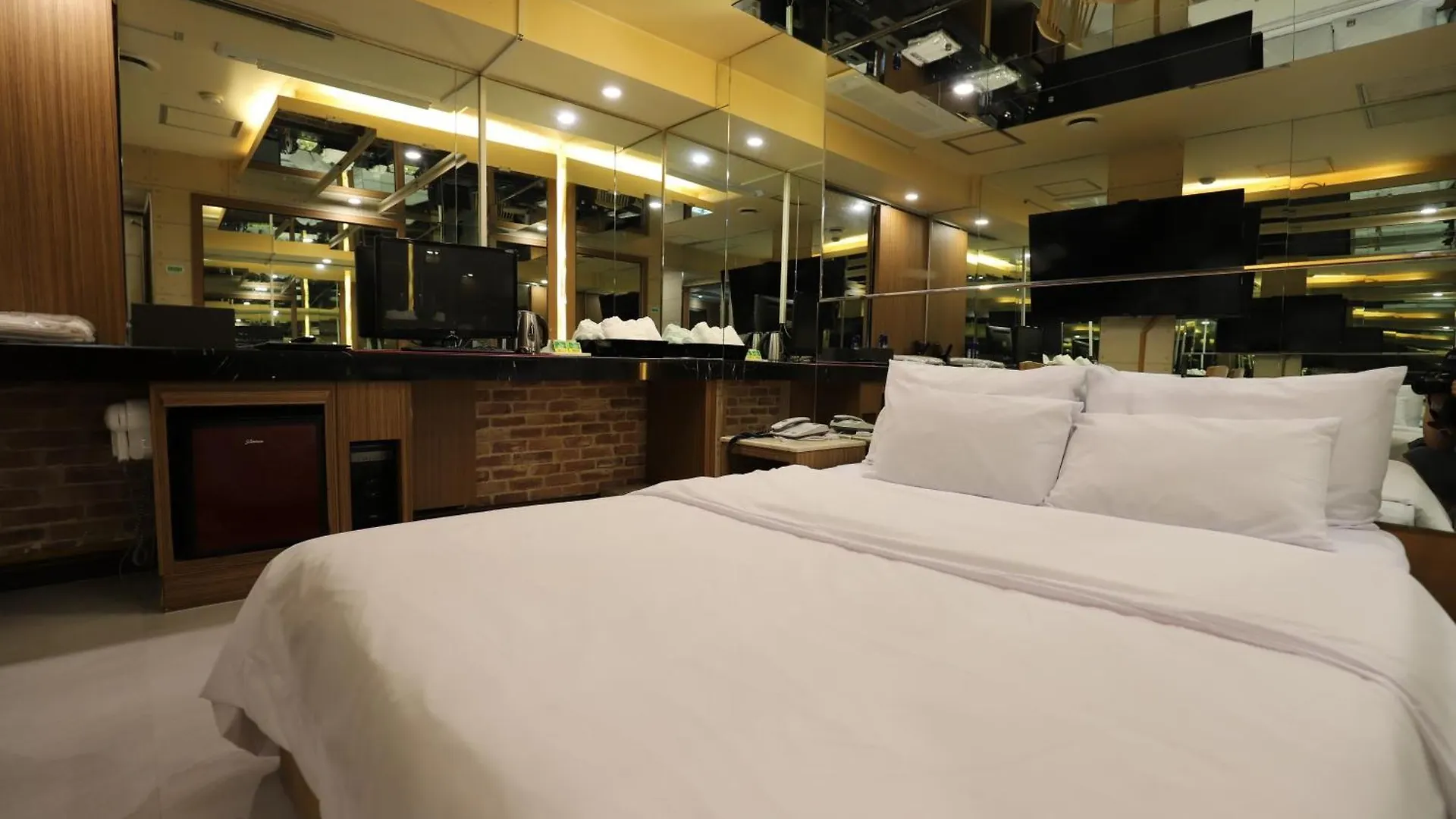 Incheon Bupyeong Hotel Ruwa