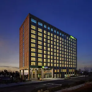 Ibis Styles Ambassador Airport T2 ホテル