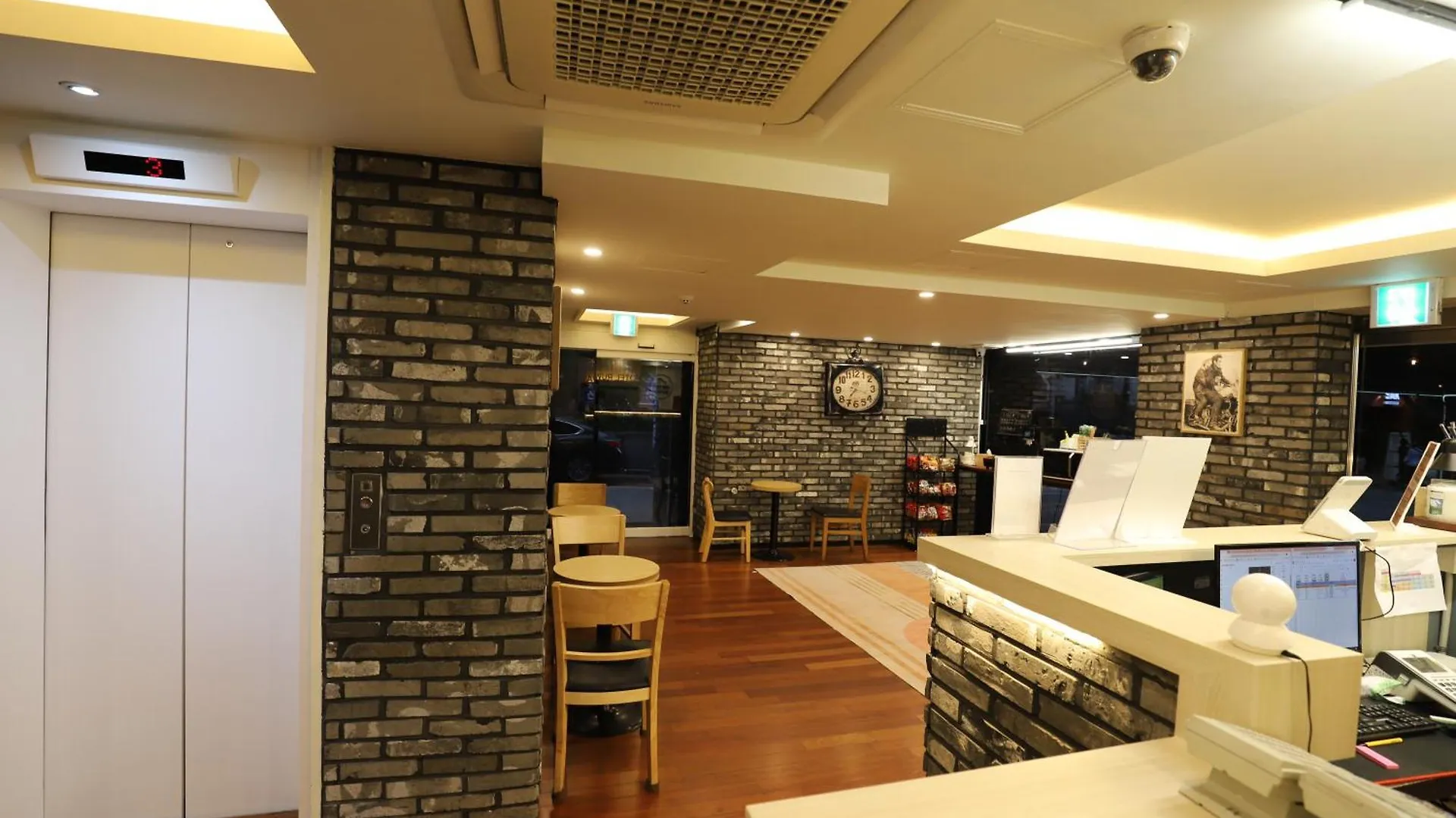 Incheon Bupyeong Hotel Ruwa